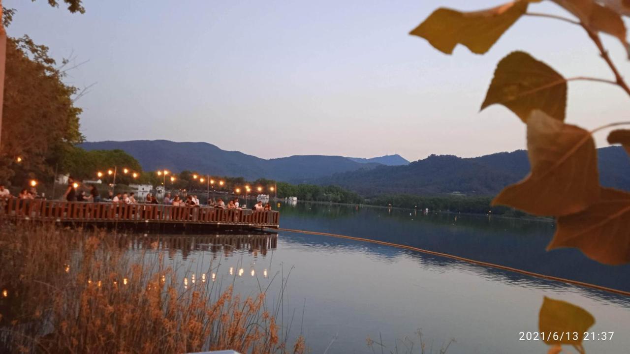 La Terraza Hotel Banyoles Exterior photo